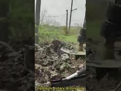 유압 회전하는 드릴링 리그 360° 시추공 드릴링 장비 작은 회전하는 드릴링 리그