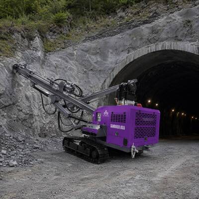Competitive Price DTH Drilling Rig Hard Rock Blasthole Drilling Rig Equipment Down the Hole Drilling Machine 
